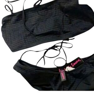 NEW La Senza Black Textured Bikini Set